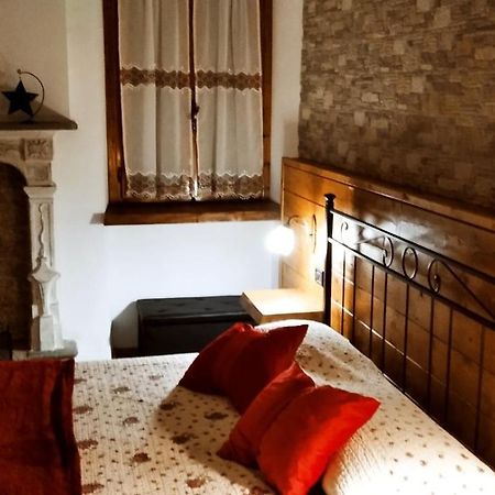 Borgo Antico Chalet Appartamenti Fara Novarese Exteriör bild